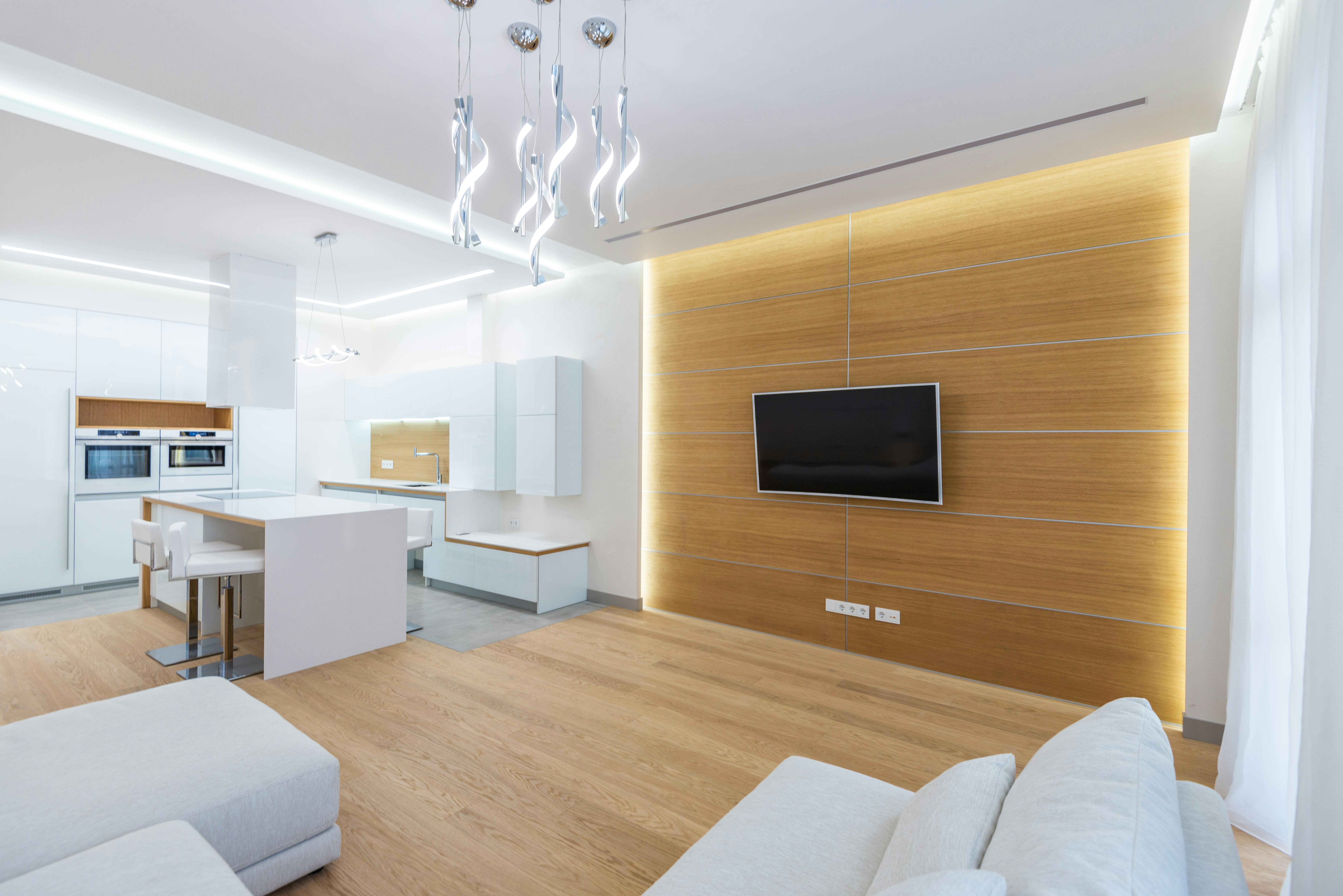 Salón con tiras led y perfileria de aluminio