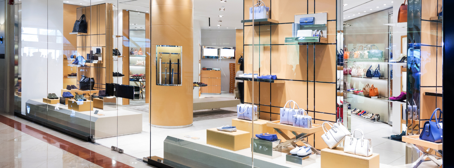 Iluminación de escaparates: cómo atraer clientes y aumentar tus ventas con tiras LED