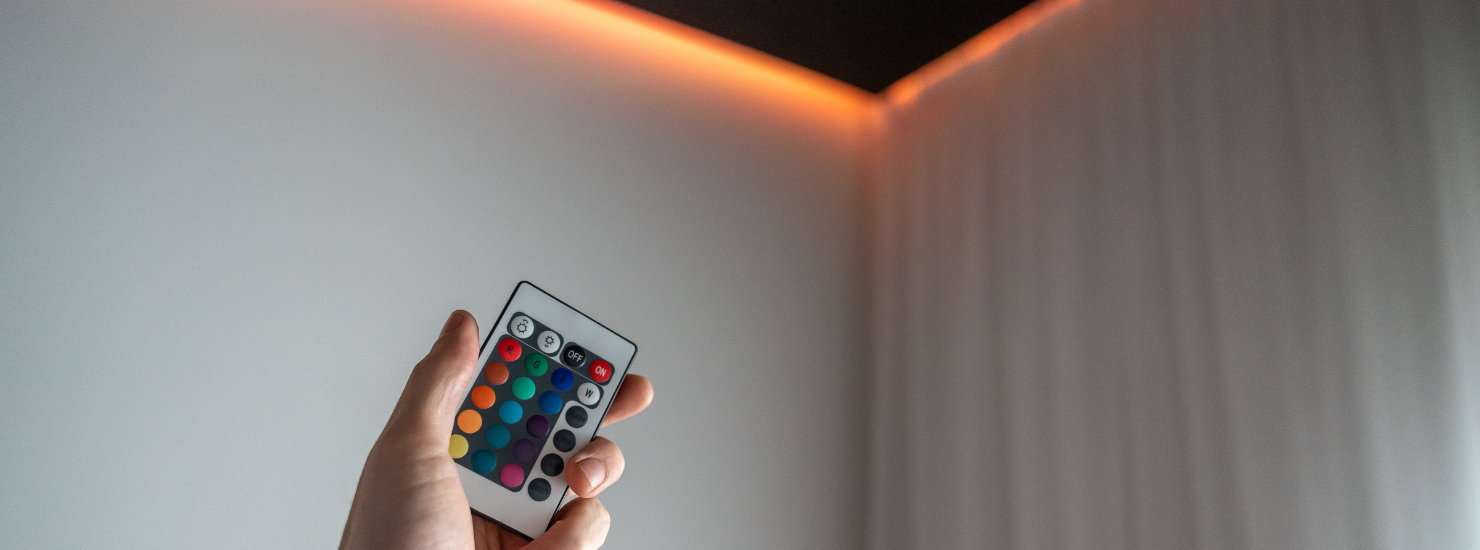 Iluminación LED inteligente y sensores IoT: Guía profesional para oficinas eficientes